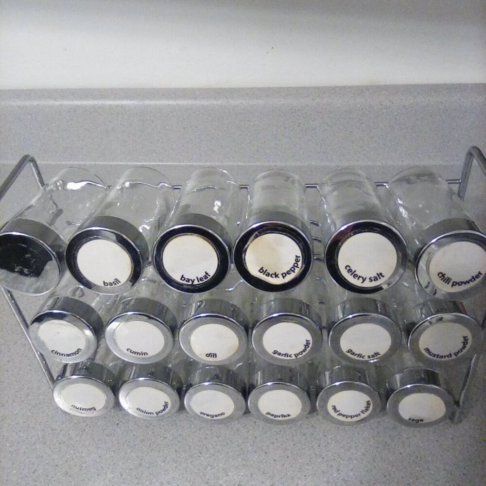 Vintage Metal Spice Rack 18 Jar